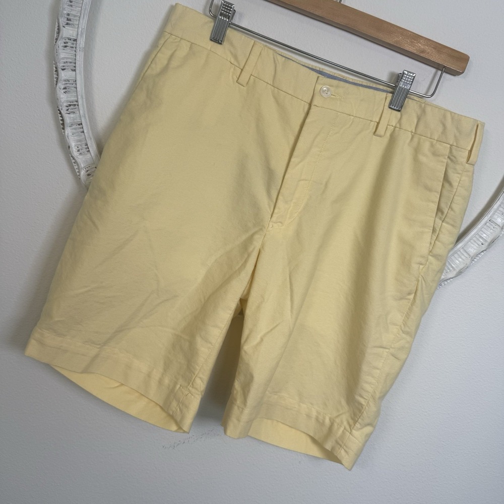 Polo Ralph Lauren Shorts Men's Cotton Classic Fit Yellow Chino Size 33" X 9"